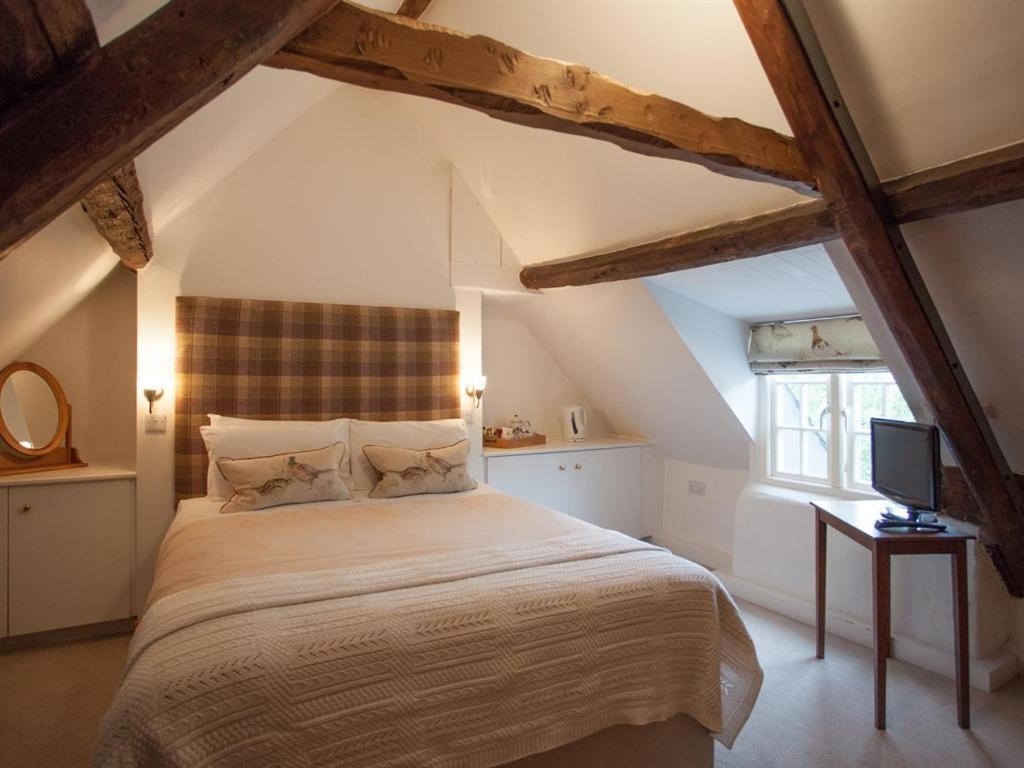 The Coach House Crookham Hotell Crookham  Exteriör bild